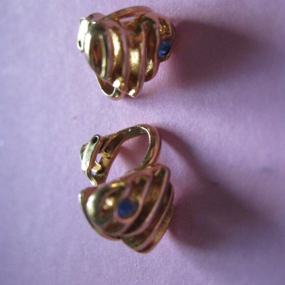 Lot of 5 Vintage Screw Back Clip On Earrings Patented Faux Gold Glass - Picture 5 of 16